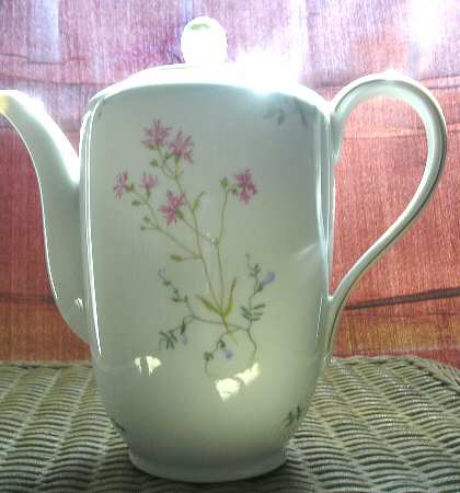 R1142 Coffee Pot & Lid