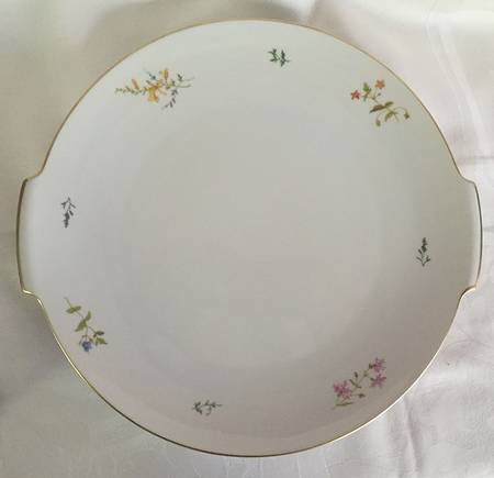 R1142 Handled Cake Plate