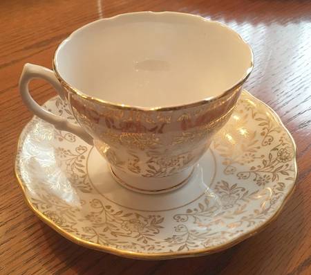 7644 Footed Cup & Saucer Set
