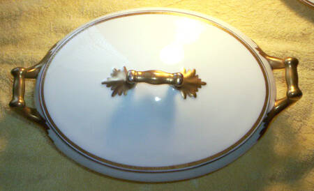 RDN123 Oval Covered Vegetable