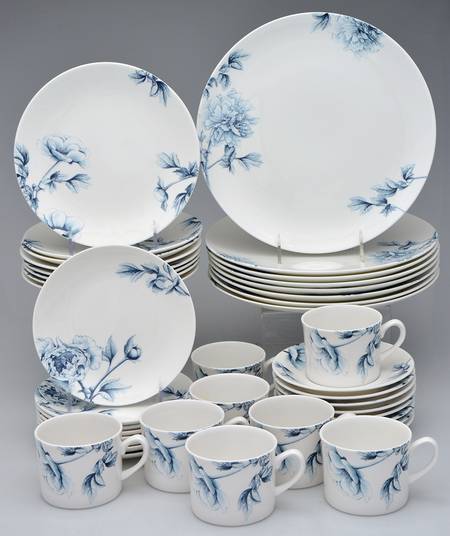 Blue Peony (Bone) 40-Piece Set