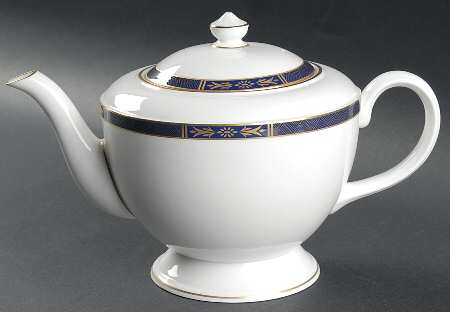 Royal Lily (Newer, 2004 Intro) Teapot & Lid