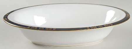 Royal Lily (Newer, 2004 Intro) 10" Oval Vegetable Bowl