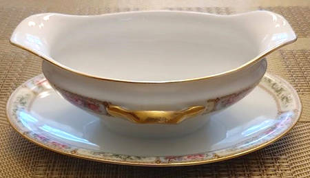 Rsc50 Gravy Boat with Attached Underplate