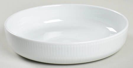 White Plain 7" Round Baker