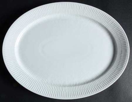 White Plain 13" Oval Serving Platter
