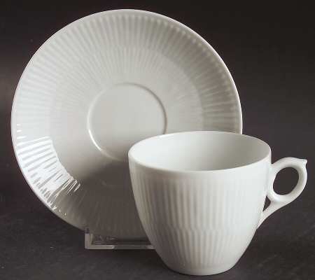White Plain Flat Cup & Saucer Set