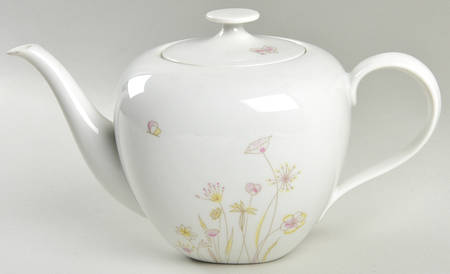 3331 (Floral, Fortuna Shape) Teapot & Lid