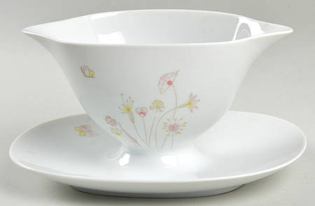 3331 (Floral, Fortuna Shape) Gravy Boat with Attached Underplate