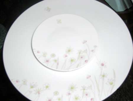 3331 (Floral, Fortuna Shape) Dinner Plate