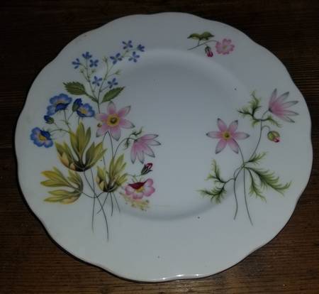 Wild Anemone (Scalloped) Bread & Butter Plate