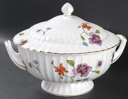Astley (Fluted) Tureen &  Lid