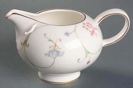 Mille Fleures Creamer