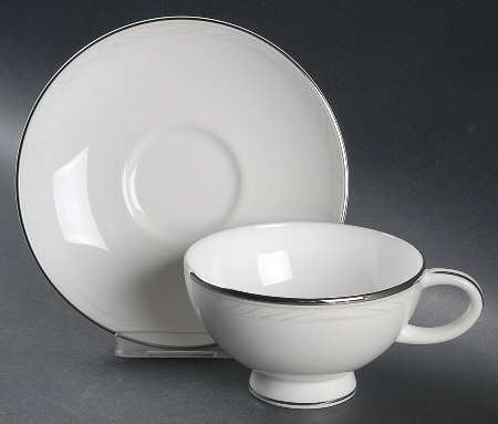 Mystique Footed Cup & Saucer Set