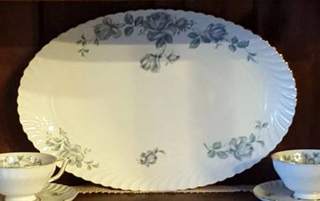 ROB320 16" Oval Serving Platter
