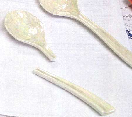 Lustreware Cream Salad Serving Spoon, Solid Piece