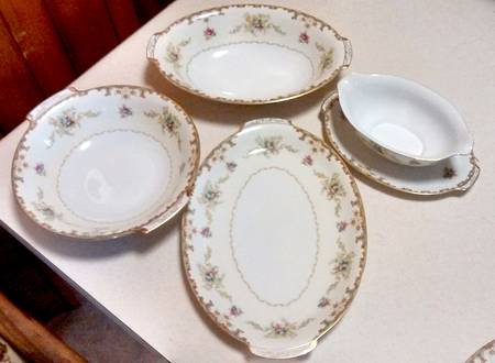 Reg18 14" Oval Serving Platter