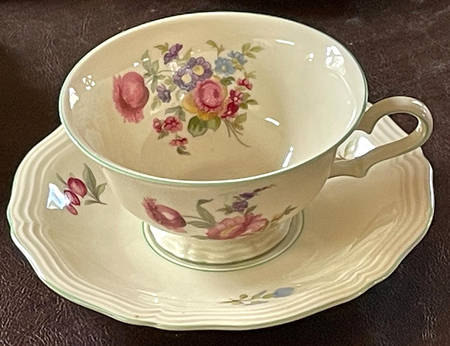 R1152 Footed Cup & Saucer Set