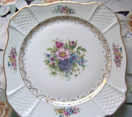 R1153 Square Salad Plate