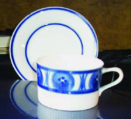 Rw149 Flat Cup & Saucer Set