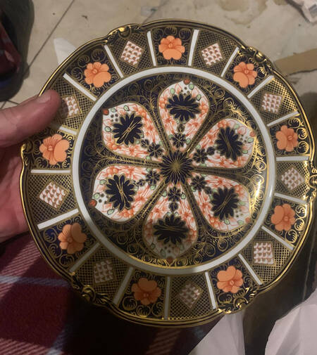 8706 by Royal Crown Derby