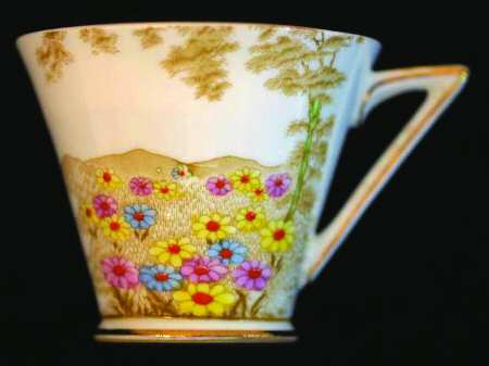 Daisyfield Flat Cup