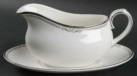 Ashleigh Gravy Boat & Underplate