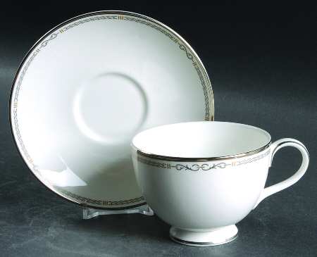 Ashleigh Footed Cup & Saucer Set