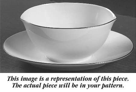 Marcelle Gravy Boat with Attached Underplate