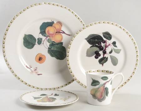 Hooker's Fruit (Fine China, Not Made in England) 4 Piece Place Setting
