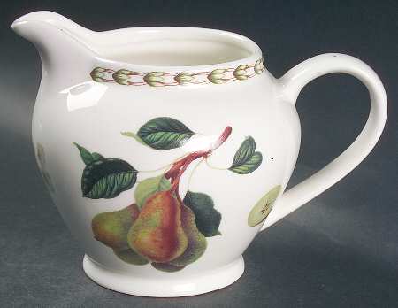 Hooker's Fruit (Fine China, Not Made in England) 16 Oz Jug