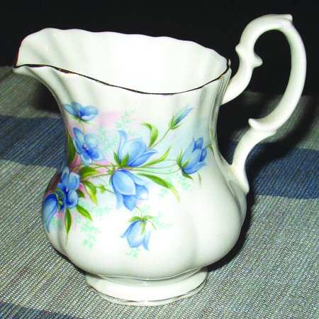 ROA135 Mini Creamer
