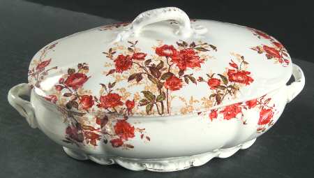 Red Winchester Oval Covered Vegetable