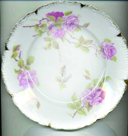 R1443 Luncheon Plate