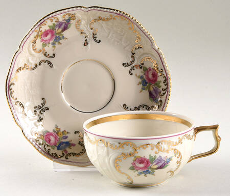 R1169 Flat Cup & Saucer Set