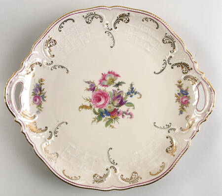 R1169 Handled Cake Plate