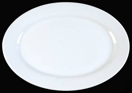 Whiteware (Round) 13" Oval Serving Platter
