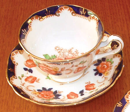 7812 Footed Cup & Saucer Set