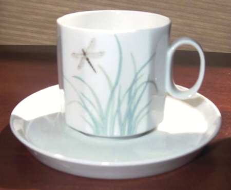 R1462 Flat Cup & Saucer Set
