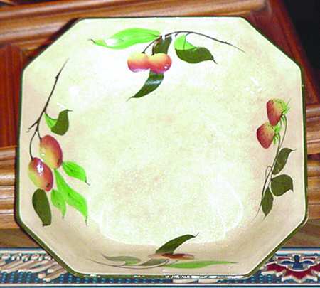 D5085 by Royal Doulton