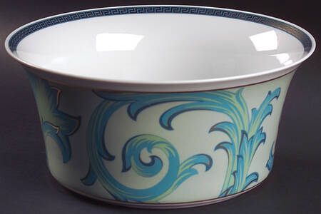 Arabesque 9" Round Vegetable Bowl