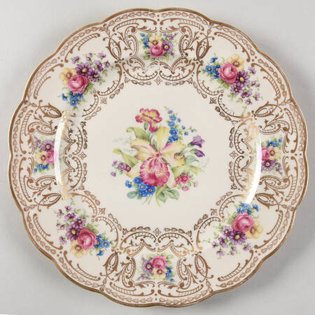 7794 Luncheon Plate