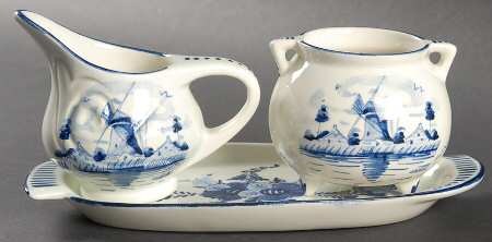 Delfts Blauw Individual Creamer & Open Sugar W/Tray