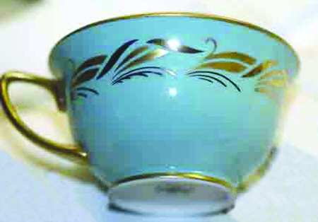 ROJ202 Footed Cup
