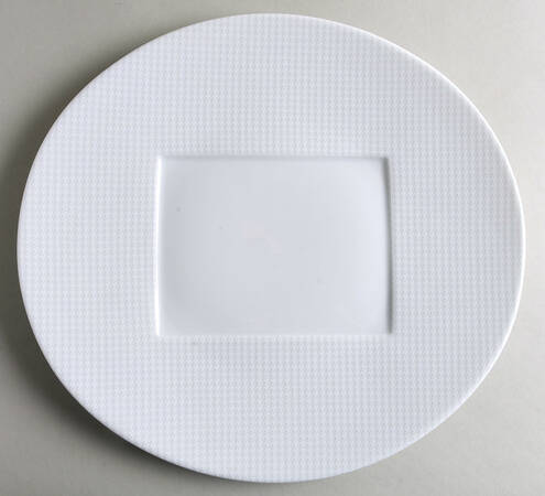 Checks 12" Oval Serving Platter