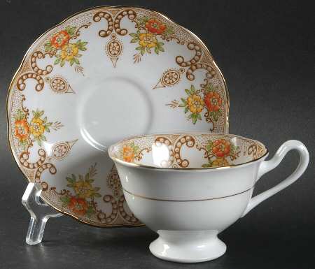 8439 by Royal Albert