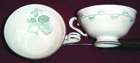 ROT218 Footed Cup