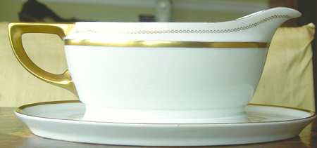 305 (Hortense) Gravy Boat with Attached Underplate