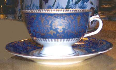 ROI56 Footed Cup & Saucer Set