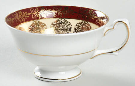 1555 Footed Cup